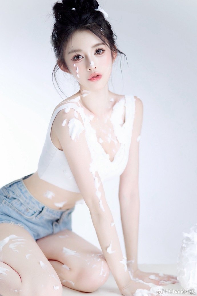 影 封面